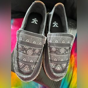 TUFF RIDER WOMANS SLIP ON